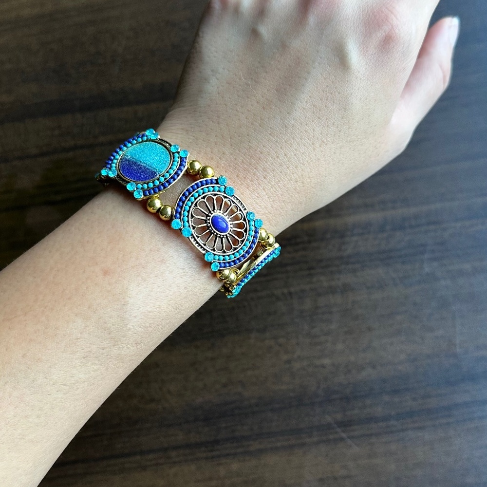 Blue and Turquoise Beaded Bohemian style Macrame Bracelet